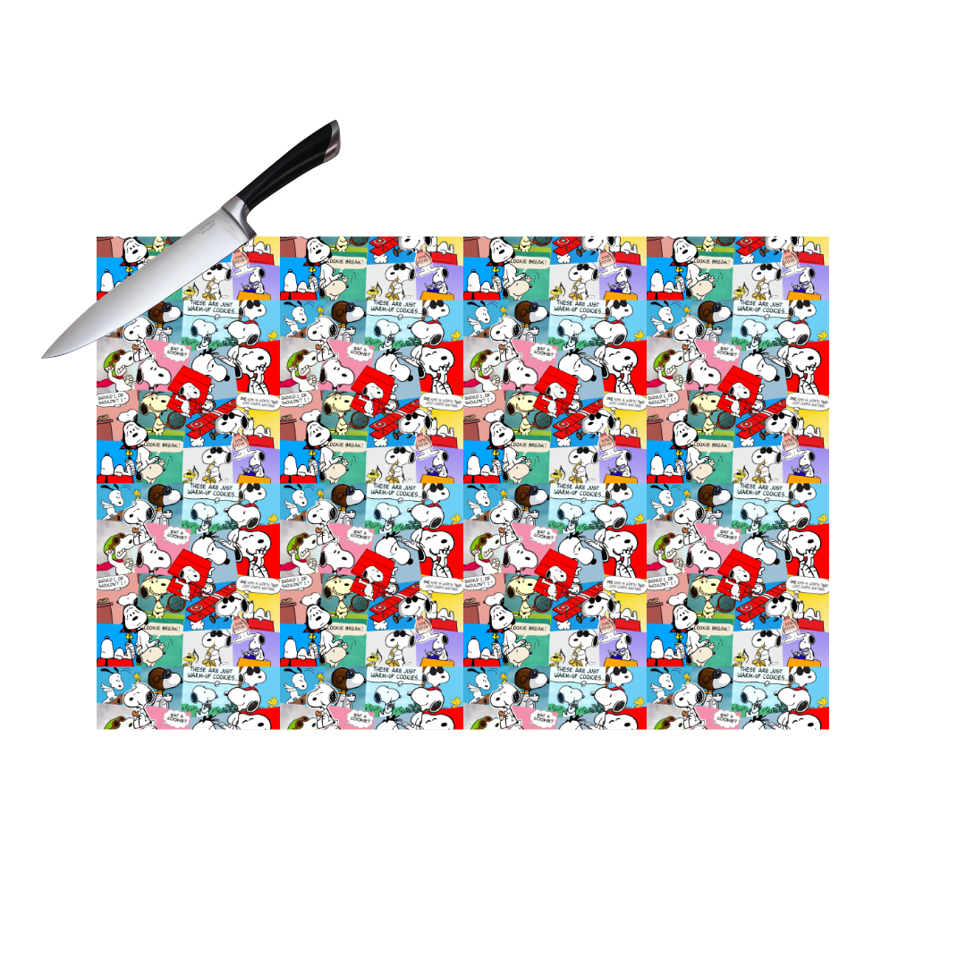 SNOOPY  CUTTING BOARD