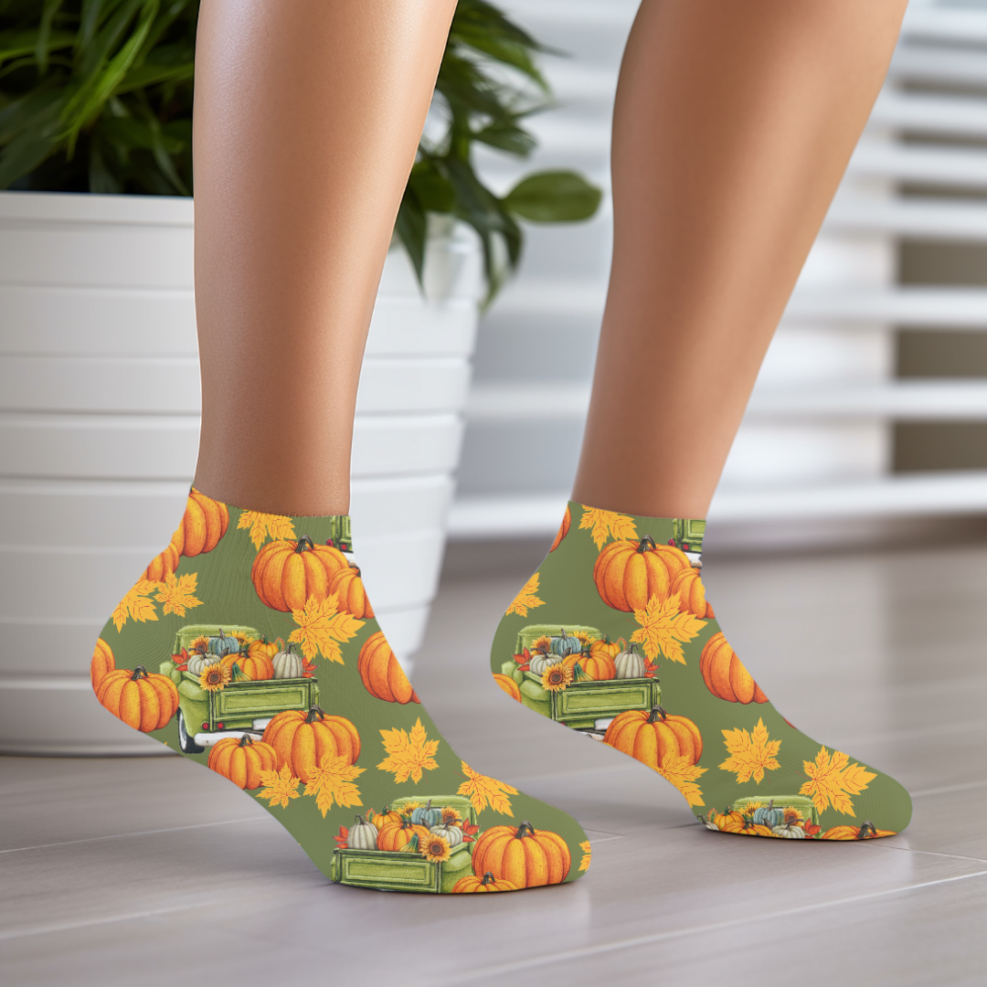 FALL PUMPKINS  SOCKS