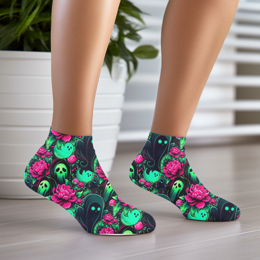 NEON GREEN GHOST   SOCKS