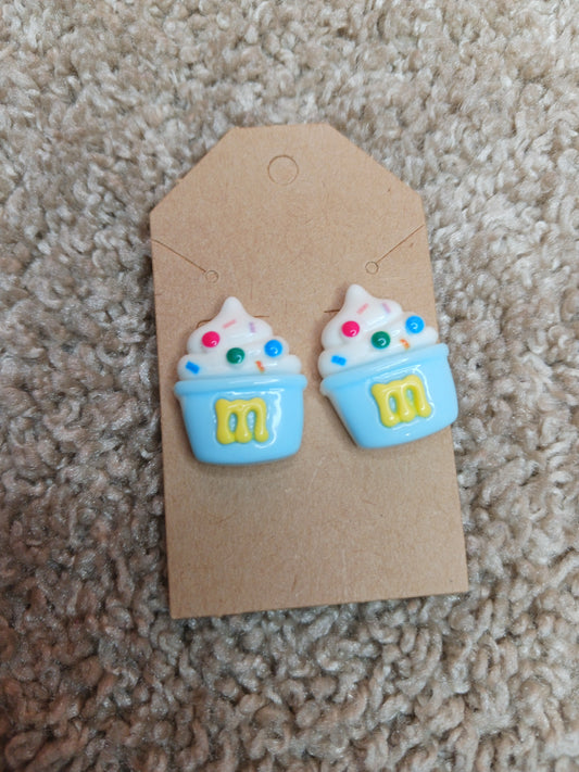 M& m  earrings 1